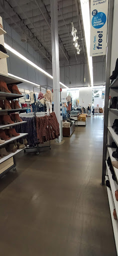 Clothing Store «Old Navy», reviews and photos, 49 W Hillsdale Blvd, San Mateo, CA 94403, USA