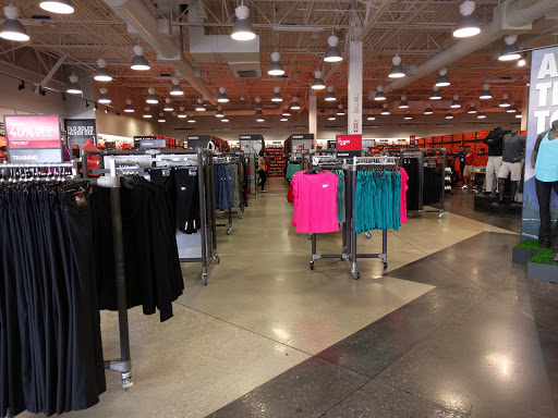 Clothing Store «Nike Factory Store», reviews and photos, 10801 Corkscrew Rd D-177, Estero, FL 33928, USA