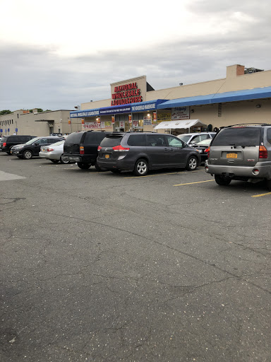 Discount Store «National Wholesale Liquidators», reviews and photos, 7101 Kissena Blvd, Flushing, NY 11367, USA