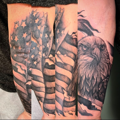 Tattoo Shop «ZONE13 Tattoo», reviews and photos, 10 Superior Way, Woodbury, NJ 08096, USA