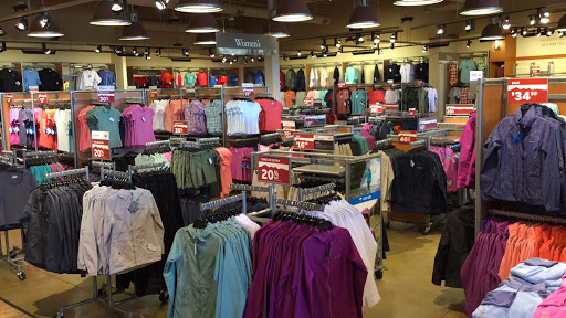 Sportswear Store «Columbia Sportswear Outlet Store at Outlets at Anthem», reviews and photos, 4250 W Anthem Way, Phoenix, AZ 85086, USA