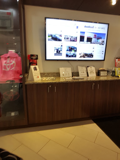 Toyota Dealer «Passport Toyota», reviews and photos, 5001 Auth Way, Suitland, MD 20746, USA