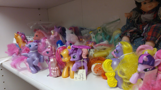 Antique Store «7th Avenue Antique Mall», reviews and photos, 2563 7th Ave E, North St Paul, MN 55109, USA