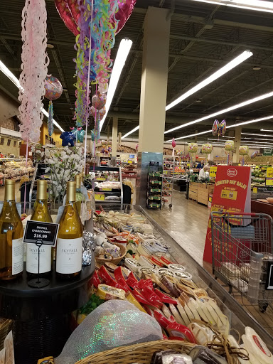 Grocery Store «Jewel-Osco», reviews and photos, 20 S Weber Rd, Romeoville, IL 60446, USA