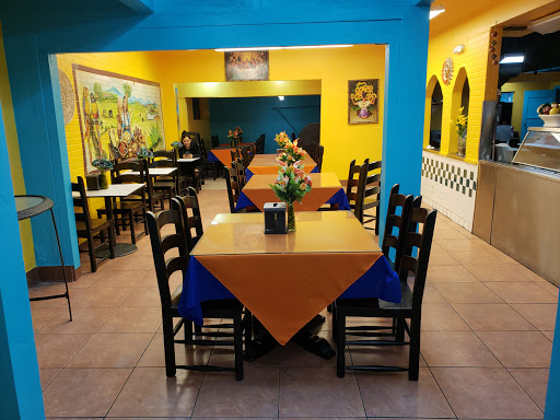 El Puerto Pupuseria Restaurant