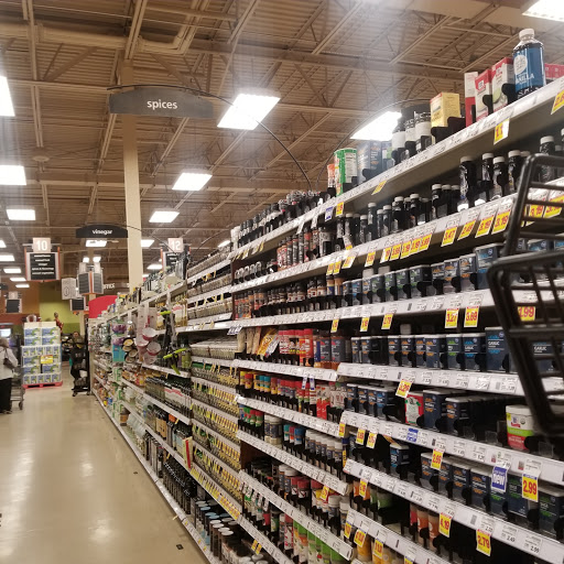 Grocery Store «Kroger Marketplace», reviews and photos, 199 Graceland Blvd, Columbus, OH 43214, USA