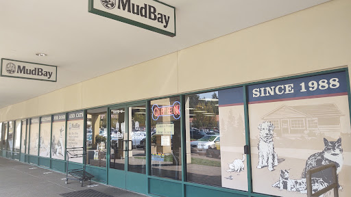 Pet Supply Store «Mud Bay», reviews and photos, 3 Monroe Pkwy, Lake Oswego, OR 97035, USA