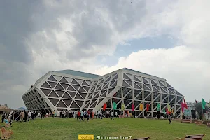 Sher-e-Kashmir Indoor Sport Complex شیر کشمیر انڈور سپورٹس کمپلیکس image