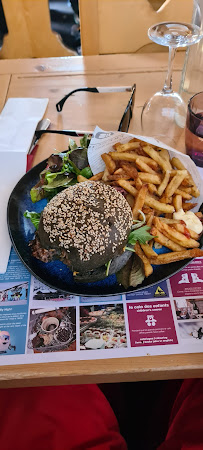 Hamburger du Restaurant et Snack du Plan des Mains à Méribel - n°5