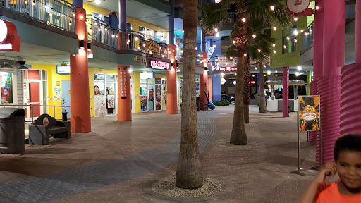 Ice Cream Shop «Cold Stone Creamery», reviews and photos, 250 N Atlantic Ave #102, Daytona Beach, FL 32118, USA