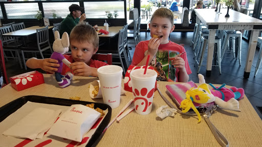 Chicken Restaurant «Chick-fil-A», reviews and photos, 4644 Madison Ave, Sacramento, CA 95841, USA