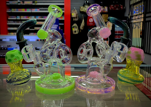 Tobacco Shop «Pine-Apple Xpress Smoke Shop Vape Shop, & Hookahs Sugar Land», reviews and photos, 10701 W Bellfort Ave b182, Houston, TX 77099, USA