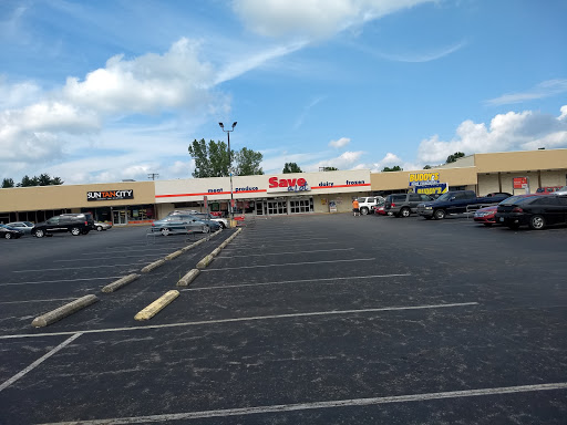 Grocery Store «Save-A-Lot», reviews and photos, 611 W Poplar St, Elizabethtown, KY 42701, USA