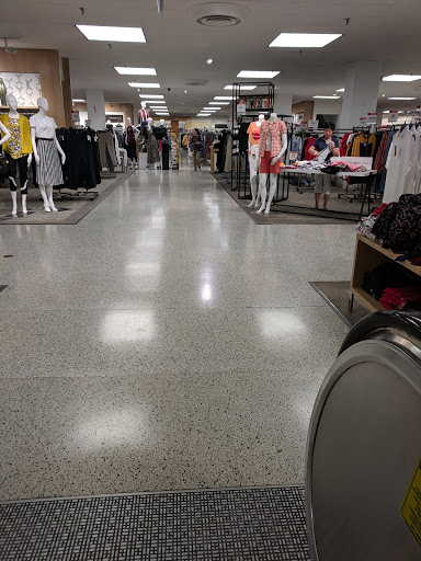 Shopping Mall «Roosevelt Mall», reviews and photos, 2339 Cottman Ave #1, Philadelphia, PA 19149, USA