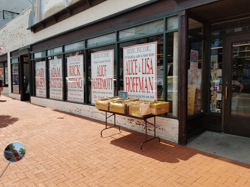 Book Store «Book Revue», reviews and photos, 313 New York Ave, Huntington, NY 11743, USA