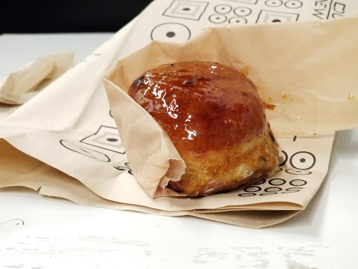 Donut Shop «Doughnut Plant», reviews and photos, 245 Flatbush Ave, Brooklyn, NY 11217, USA