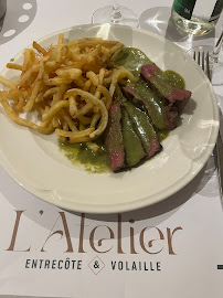 Steak frites du Restaurant français L'Atelier Entrecôte & Volaille à Paris - n°9