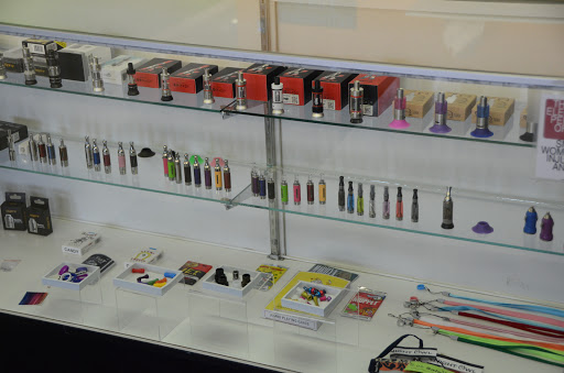Vaporizer Store «Discover Vapin», reviews and photos, 231 E High St, Mooresville, IN 46158, USA