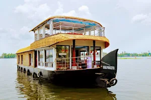 Alleppey Houseboat Club image