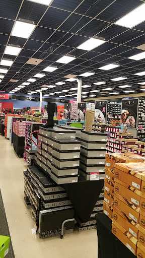 Shoe Store «Shoe Carnival», reviews and photos, 2105 N Prospect Ave, Champaign, IL 61822, USA