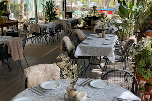 Restaurante con terraza en El Escorial | Espacio Herrería image
