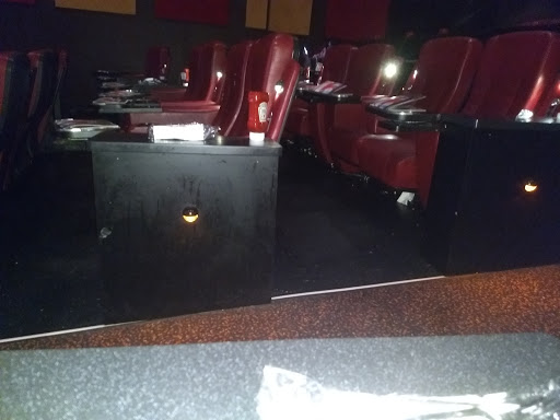 Movie Theater «AMC DINE-IN Menlo Park 12», reviews and photos, 55 Parsonage Rd #390, Edison, NJ 08837, USA