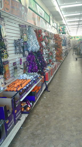 Dollar Store «Dollar Tree», reviews and photos, 39 N Lansdowne Ave #45, Lansdowne, PA 19050, USA