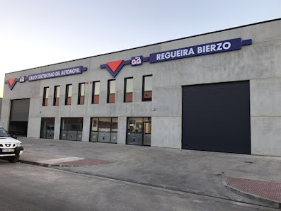 AD Grupo Regueira - Ponferrada C. Hamburgo, 26, 24400 Ponferrada, León, España