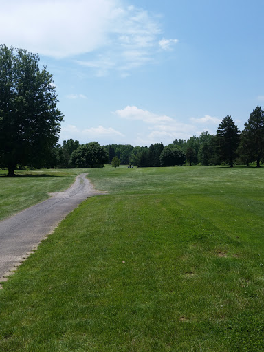 Golf Course «Twin Hills Golf Course», reviews and photos, 5719 W Ridge Rd, Spencerport, NY 14559, USA