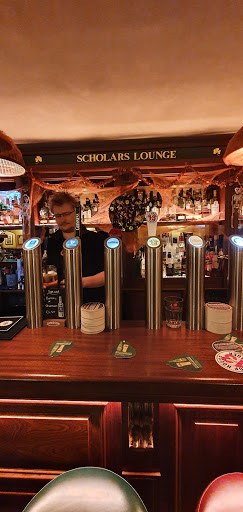 Scholars Lounge Irish Pub
