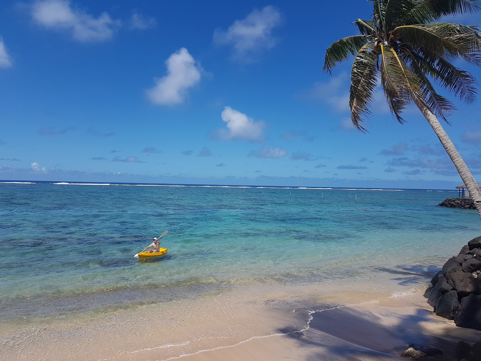 Photo de Saletoga Beach avec plusieurs baies longues
