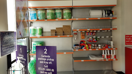 Print Shop «FedEx Office Print & Ship Center», reviews and photos, 425 E Pleasant Run Rd #275, Cedar Hill, TX 75104, USA