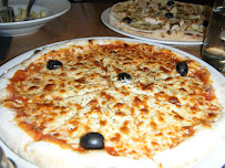 Pizza du Restaurant italien Le Oulala | Restaurant Halal Paris - n°19