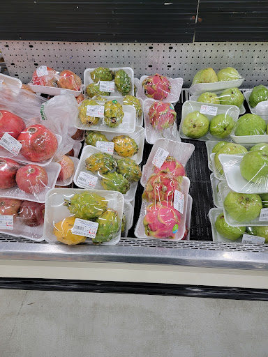 Shopping Mall «Uni-Dale Mall», reviews and photos, 608 University Ave W, St Paul, MN 55103, USA