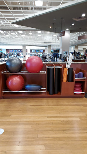 Gym «Life Time Fitness», reviews and photos, 10996 S River Front Pkwy, South Jordan, UT 84095, USA