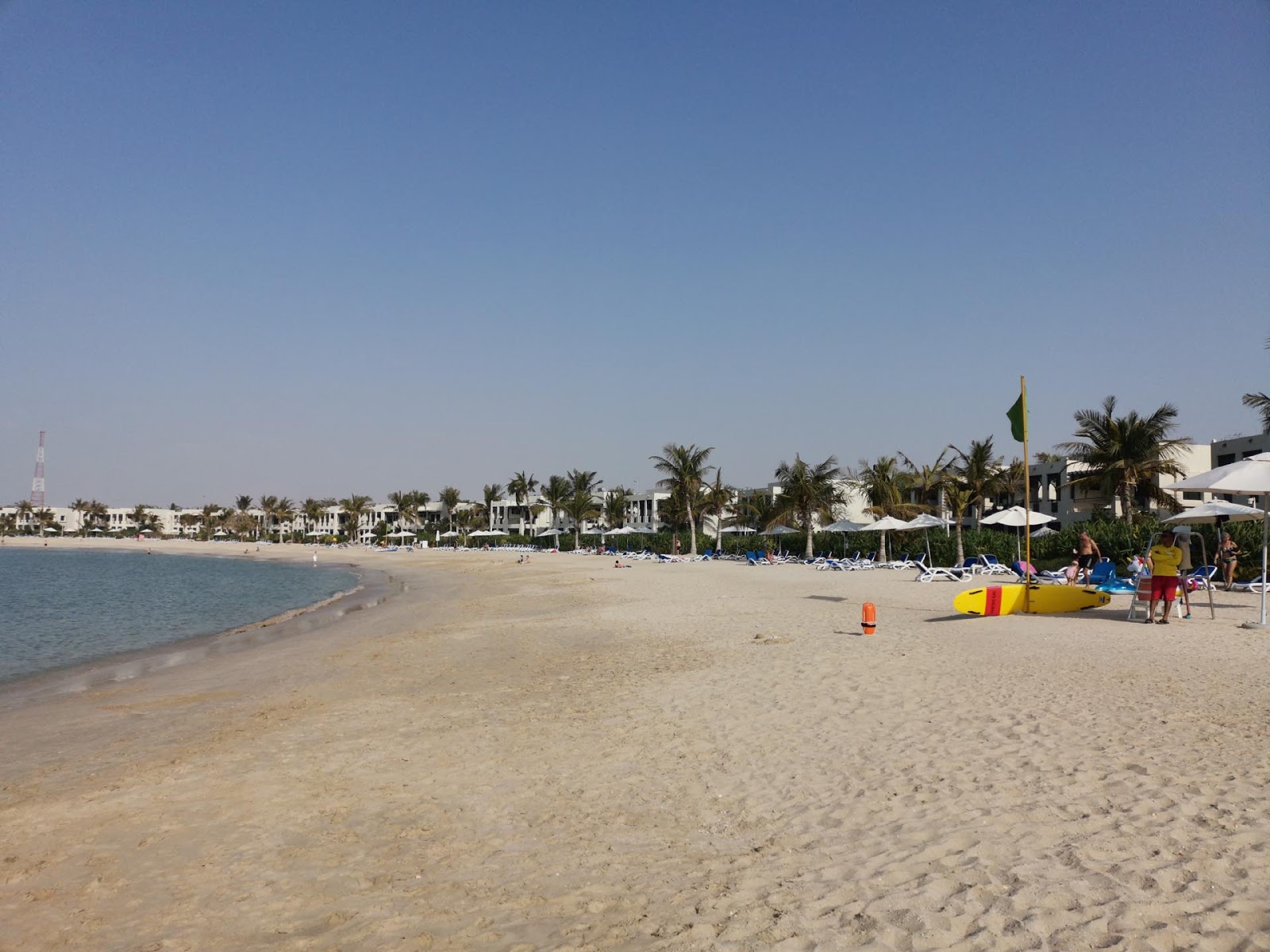 Foto von Mareedh Strand II mit geräumige bucht