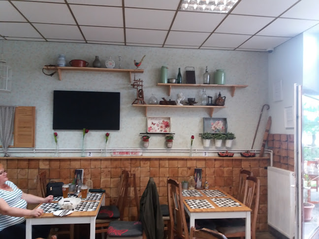 Kredenc Döner - Étterem