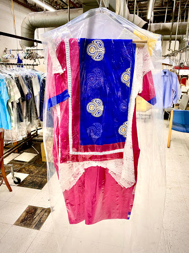 Dry Cleaner «Discount Cleaners», reviews and photos, 1111 W Airport Fwy # 113, Irving, TX 75062, USA