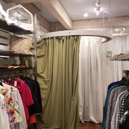 Second Hand Store «Goodwill Deja Blue Boutique», reviews and photos, 303 University Blvd, Denver, CO 80206, USA