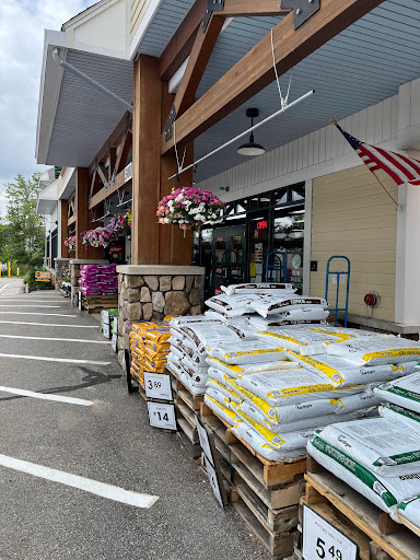 Hardware Store «Aubuchon Hardware», reviews and photos, 38 NH-25, Meredith, NH 03253, USA