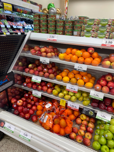 Supermarket «Hy-Vee», reviews and photos, 1951 S Main Ave, Sioux Center, IA 51250, USA