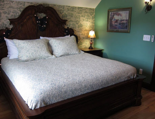 Bed & Breakfast «Shamrock Farm Bed & Breakfast», reviews and photos, 2388 Millville Rd, Lapeer, MI 48446, USA