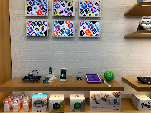 Computer Store «Apple Union Square», reviews and photos, 300 Post St, San Francisco, CA 94108, USA