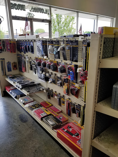 Auto Parts Store «NAPA Auto Parts - Florida Brothers Inc», reviews and photos, 412 W Lytle St, Murfreesboro, TN 37130, USA