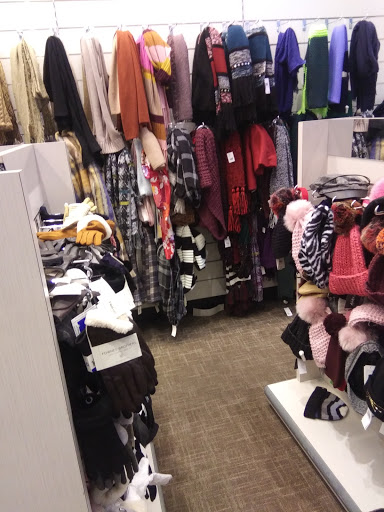 Department Store «Nordstrom Rack Chestnut Street», reviews and photos, 1700 Chestnut St, Philadelphia, PA 19103, USA