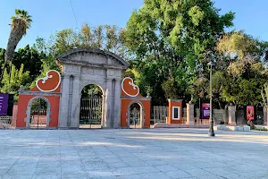 Alameda Hidalgo image