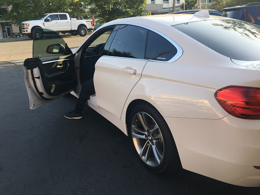 Used Car Dealer «Definitive Motors», reviews and photos, 203 116th Ave NE, Bellevue, WA 98004, USA