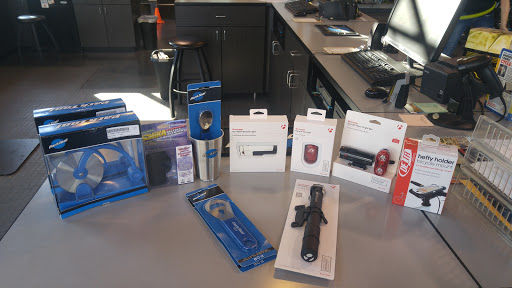 Bicycle Store «Madison & Davis Bicycle Shop», reviews and photos, 912 S 8th St, Quincy, IL 62301, USA