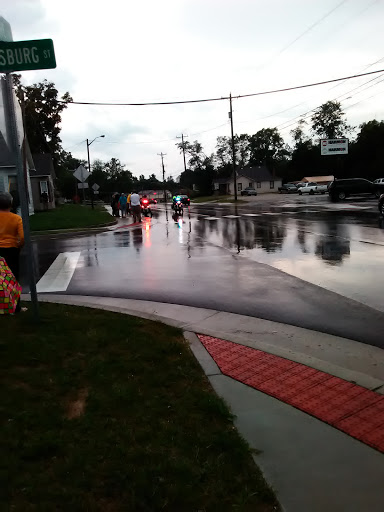 Florist «Sisters Floral & Gifts», reviews and photos, 760 S State St, North Vernon, IN 47265, USA