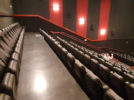 Movie Theater «Park West 14», reviews and photos, 3400 Village Market Pl, Morrisville, NC 27560, USA